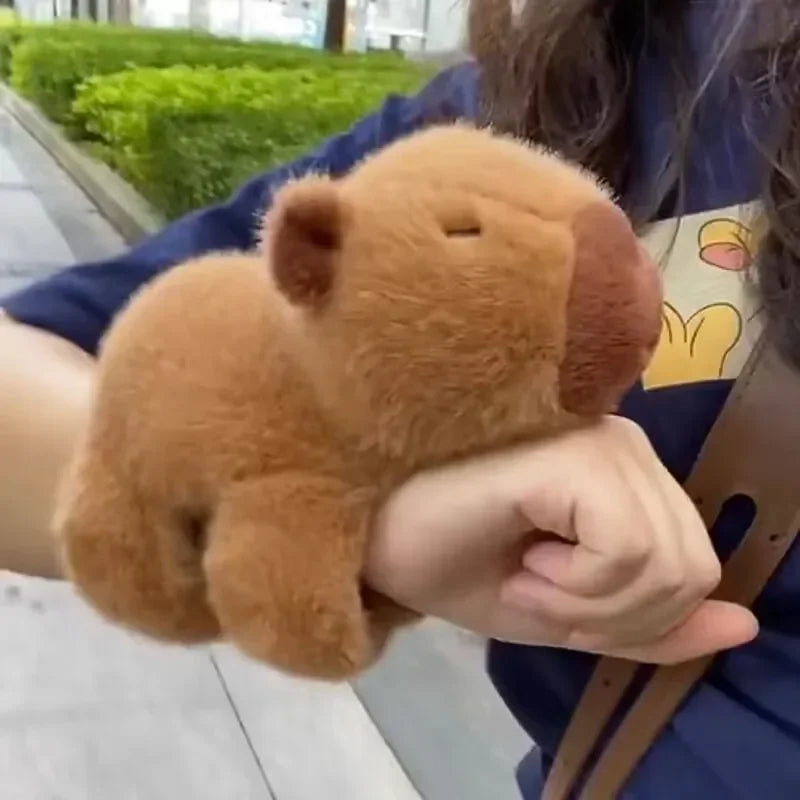 Capibara Peluche Brazalete